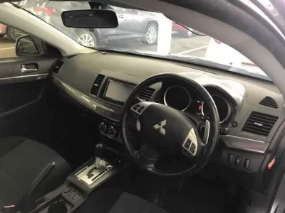 Mitsubishi GALANT FORTIS