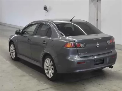 Mitsubishi GALANT FORTIS