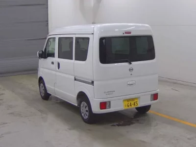Nissan CLIPPER VAN