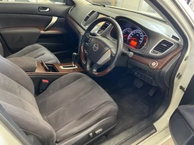 Nissan TEANA