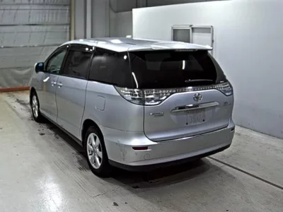 Toyota ESTIMA HYBRID