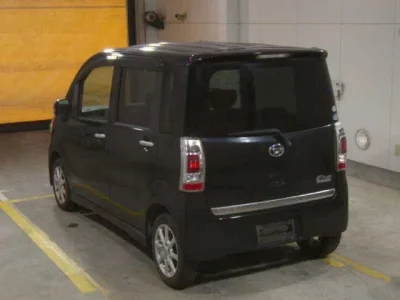 Daihatsu TANTO EXE