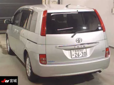 Toyota ISIS