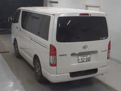 Toyota HIACE VAN