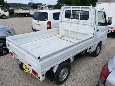 Nissan CLIPPER TRUCK