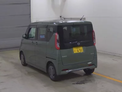 Nissan ROOX