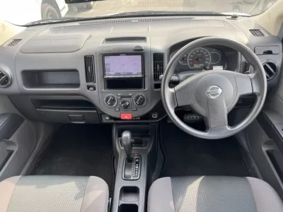 Nissan AD