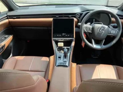 Lexus LBX