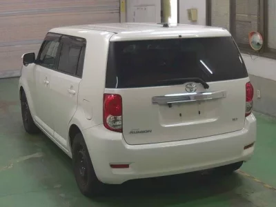 Toyota COROLLA RUMION