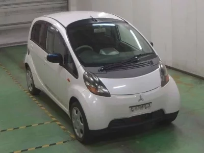 Mitsubishi I