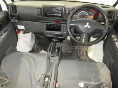 Mitsubishi MINICAB VAN