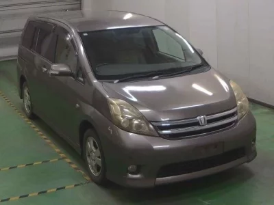 Toyota ISIS