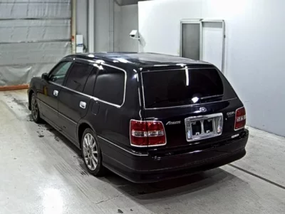 Toyota CROWN ESTATE