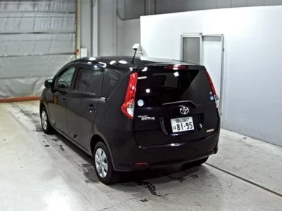 Toyota PASSO SETTE