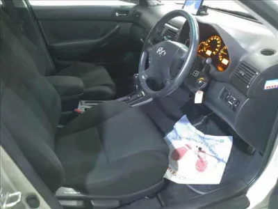 Toyota AVENSIS SEDAN
