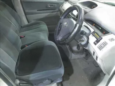 Toyota NADIA