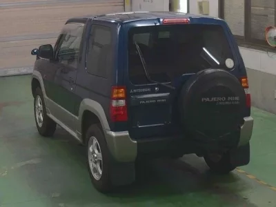 Mitsubishi PAJERO MINI