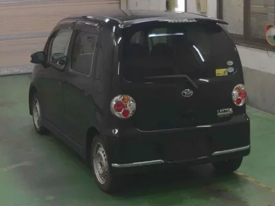 Daihatsu MOVE LATTE