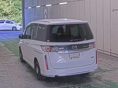 Mazda BIANTE