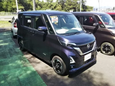 Nissan ROOX
