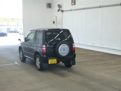 Mitsubishi PAJERO MINI