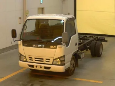 Isuzu ELF TRUCK