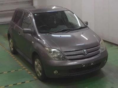 Toyota IST