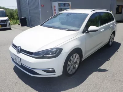 Volkswagen GOLF VARIANT