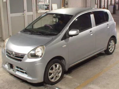 Daihatsu MIRA E S