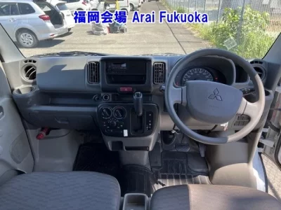 Mitsubishi MINICAB VAN