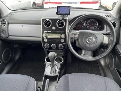 Mazda VERISA