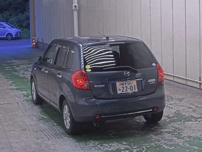 Mazda VERISA