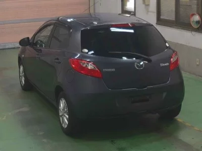 Mazda DEMIO
