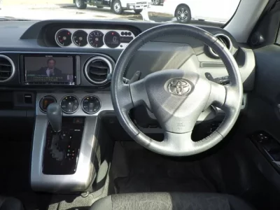 Toyota COROLLA RUMION