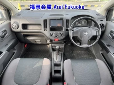 Nissan AD