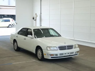 Nissan CEDRIC