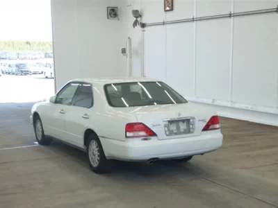 Nissan CEDRIC