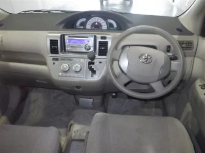 Toyota RAUM