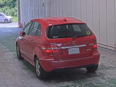 Mercedes-Benz B CLASS