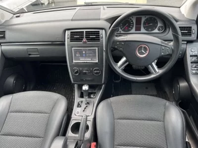Mercedes-Benz B CLASS