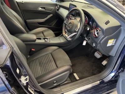 Mercedes-Benz CLA CLASS