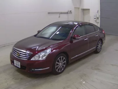 Nissan TEANA