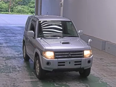 Mitsubishi PAJERO MINI