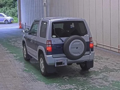 Mitsubishi PAJERO MINI