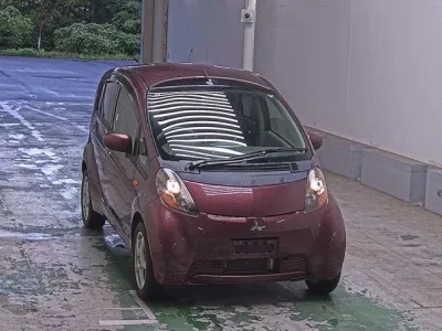 Mitsubishi I