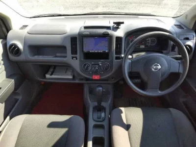 Nissan AD