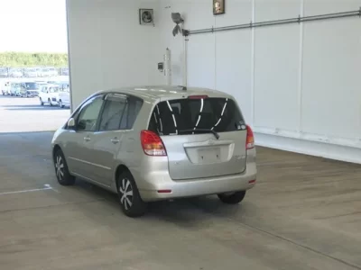 Toyota COROLLA SPACIO