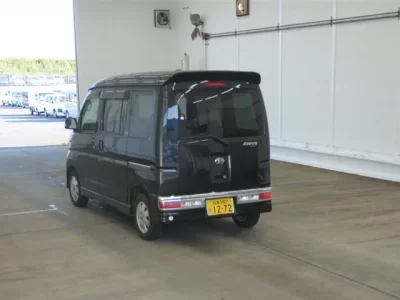 Daihatsu Atrai Wagon