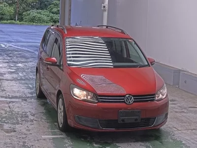 Volkswagen GOLF TOURAN
