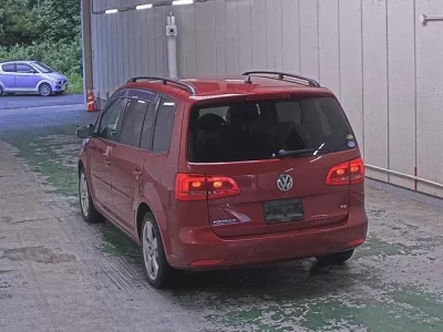 Volkswagen GOLF TOURAN